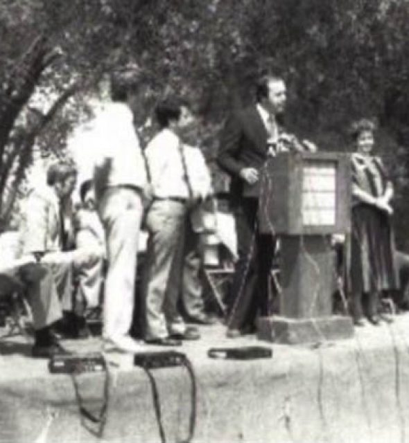 ALL-POLITICS-IS-LOCAL2_